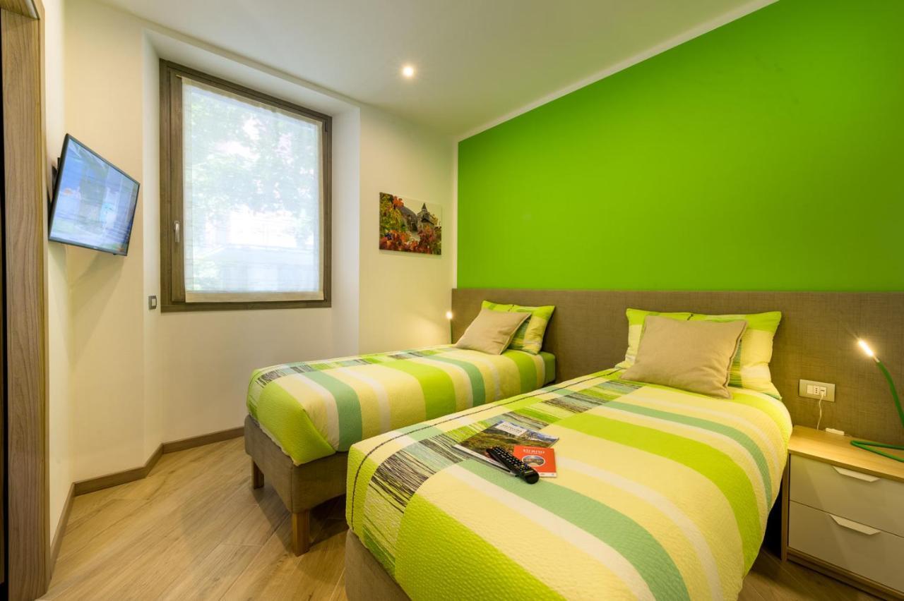 Hotel Le Rondini à Tirano Extérieur photo